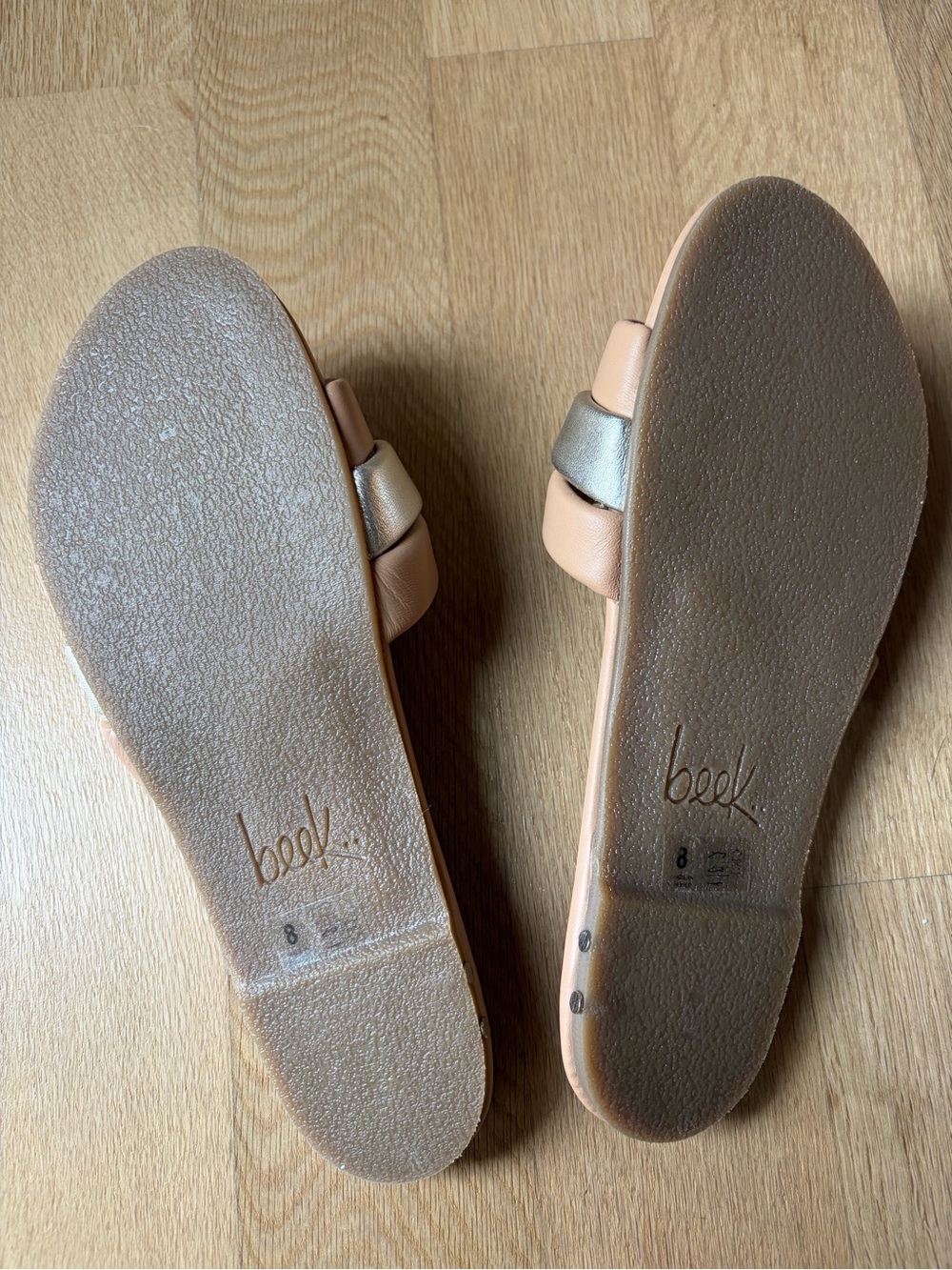 NIB Beek Calibird Platinum/Beach sandal flat - size 8 - Picture 5 of 13